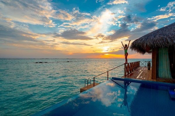 How do you spend your time in a luxurious hotel in Bangkok?